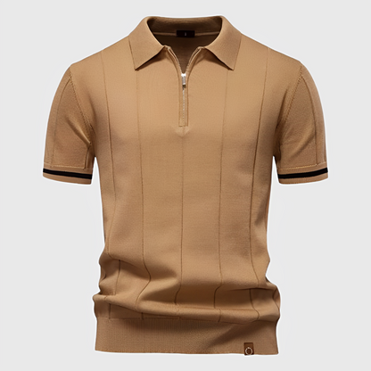 Camisa Polo premium com detalhe em zíper, ideal para um visual executivo
